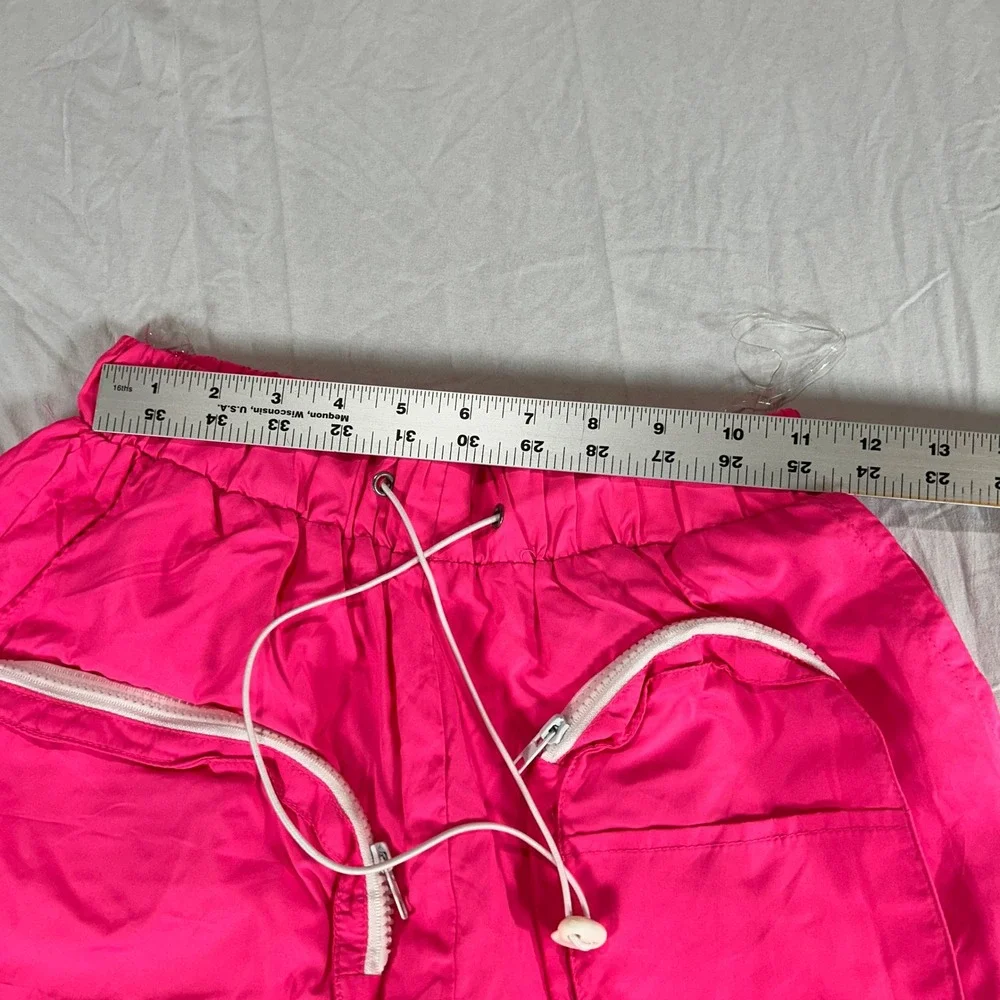 Fashion Nova Neon Pink Cargo Athletic Shorts Womens Small Utility Pockets Mesh